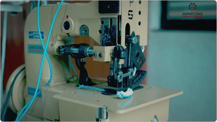 Single Needle Double Thread Plain Feed Chain Stitch Sewing Machine